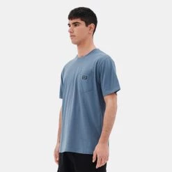 Νέος 😀 T-Shirts | Μπλούζα κοντό μανίκι Emerson Pocket Logo Ανδρικό T-Shirt DUSTY BLUE ✔️