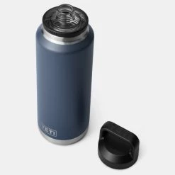 Το φθηνότερο 💯 Θερμός YETI Rambler 46 Oz Bottle Chug Navy ✨ -Εξοδος emerson Κατάστημα yeti rambler 46 oz bottle chug 3